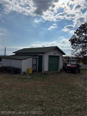 26448 370th Street, Wister, OK 74966