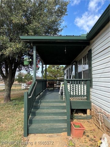 26448 370th Street, Wister, OK 74966