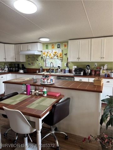 26448 370th Street, Wister, OK 74966