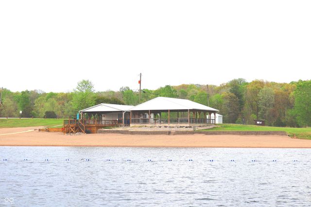 7043 Muskrat, Nineveh, IN 46164
