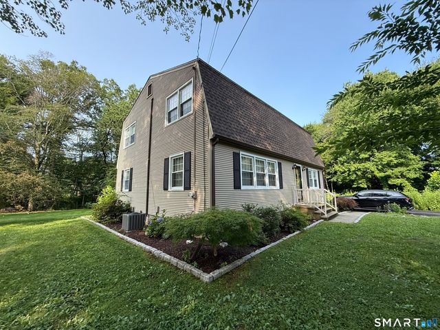 556 Forest Road, Orange, CT 06477
