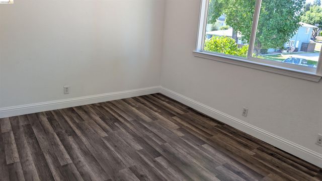 1387 Del Rio Cir B, Concord, CA 94518