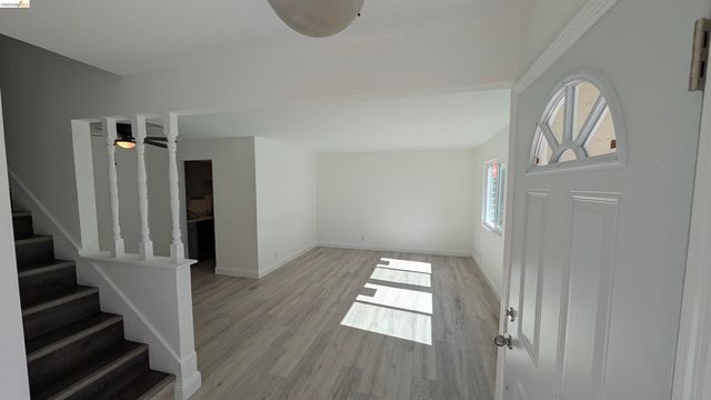 1387 Del Rio Cir B, Concord, CA 94518