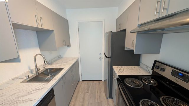 1387 Del Rio Cir B, Concord, CA 94518