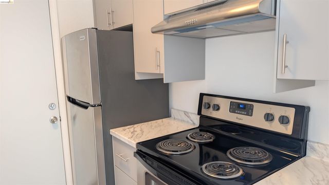 1387 Del Rio Cir B, Concord, CA 94518