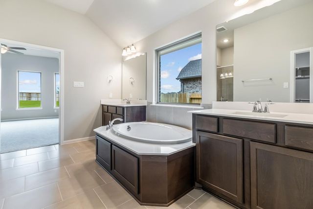 9150 Grand Jubilee Drive, Montgomery, TX 77316