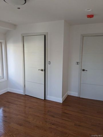 102-31 164th Avenue, Howard Beach, NY 11414