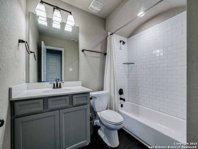 22815 EVANGELINE, San Antonio, TX 78258