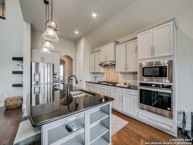 22815 EVANGELINE, San Antonio, TX 78258