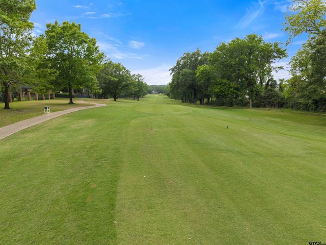 1701 Royal Oak Dr., Tyler, TX 75703