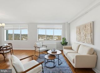 6621 WAKEFIELD DR #717, Alexandria, VA 22307