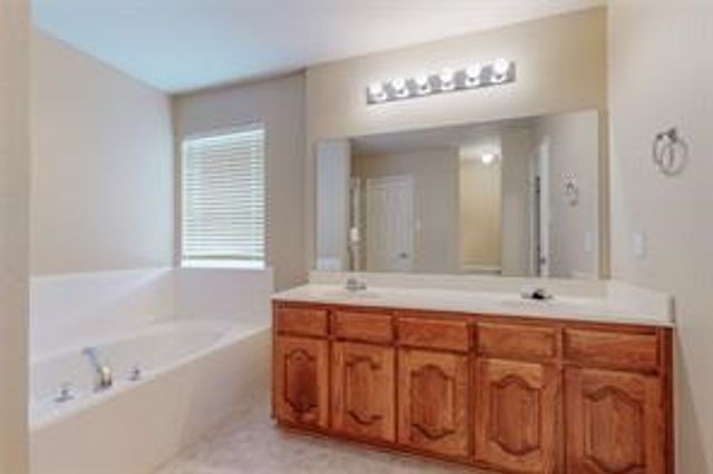 2030 New Holland Drive, Rockwall, TX 75032