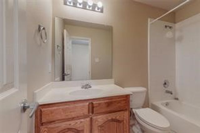 2030 New Holland Drive, Rockwall, TX 75032