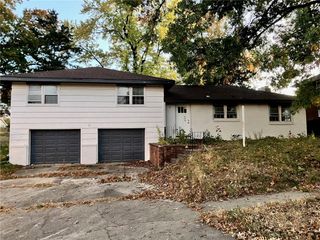 8019 Oakland Avenue, Kansas City, KS 66112