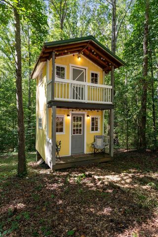 2504 Bearwallow Road, Ashland City, TN 37015