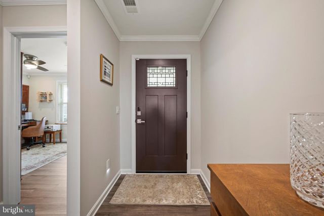 121 GRASMERE ST, Stephens City, VA 22655