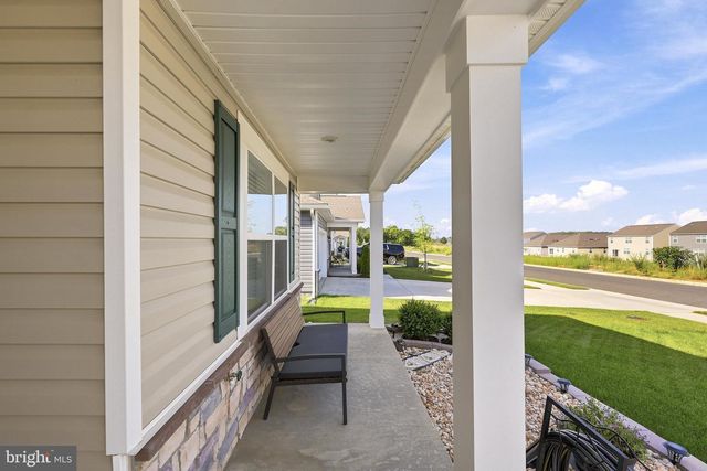 121 GRASMERE ST, Stephens City, VA 22655