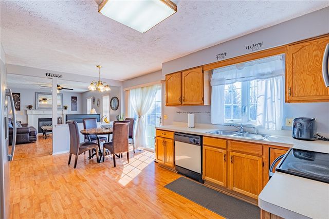 42 Cassandra Circle, Chili, NY 14428