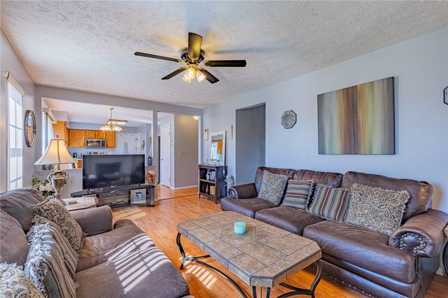 42 Cassandra Circle, Chili, NY 14428