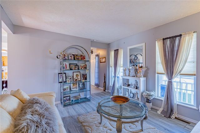 42 Cassandra Circle, Chili, NY 14428
