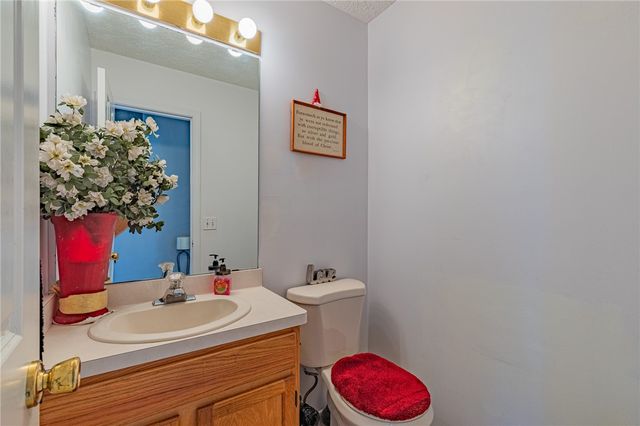 42 Cassandra Circle, Chili, NY 14428