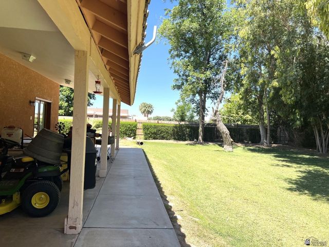 4242 W County 15 St, Somerton, AZ 85350