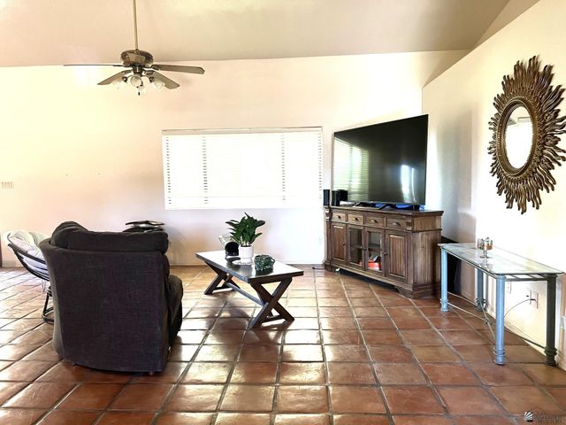 4242 W County 15 St, Somerton, AZ 85350