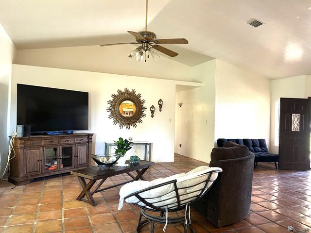 4242 W County 15 St, Somerton, AZ 85350