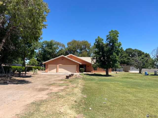 4242 W County 15 St, Somerton, AZ 85350