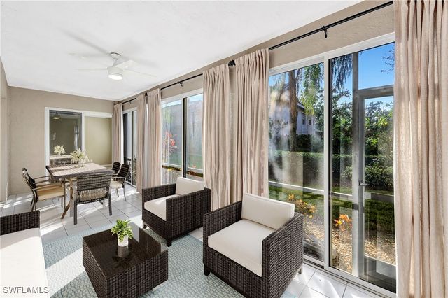 240 Via Perignon 9-1, Naples, FL 34119