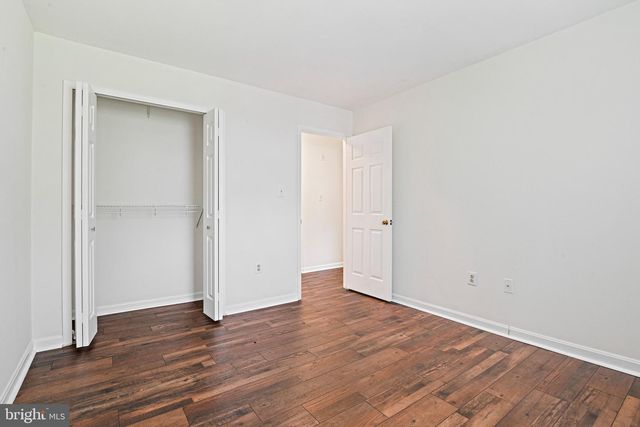 2885 KELLY SQ, Vienna, VA 22181