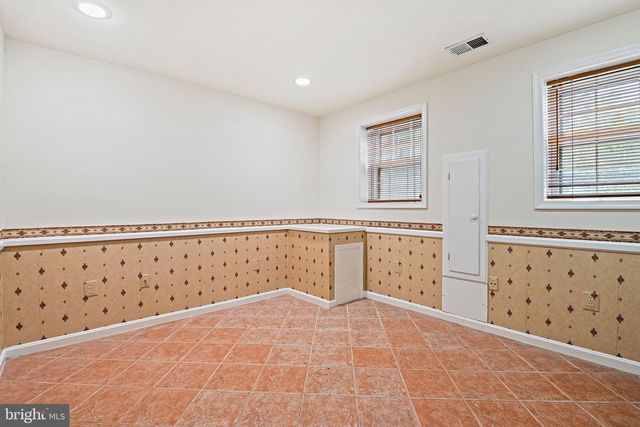 2885 KELLY SQ, Vienna, VA 22181