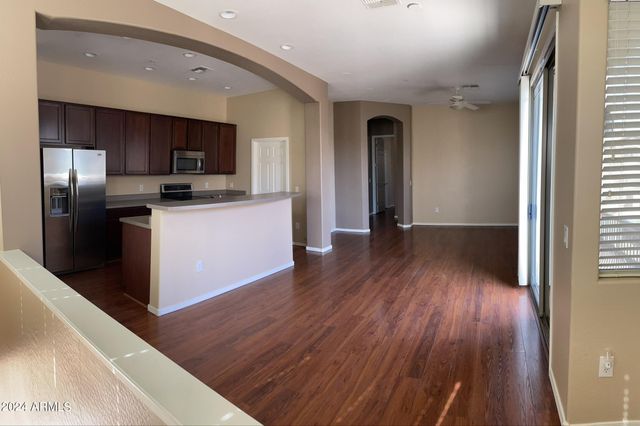 15240 N 142ND Avenue 2078, Surprise, AZ 85379