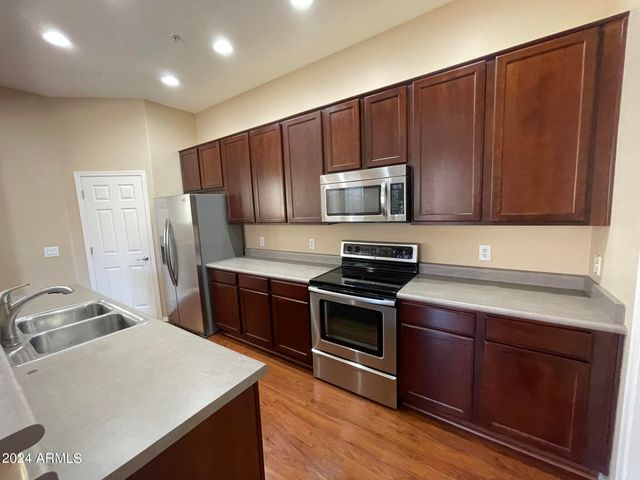 15240 N 142ND Avenue 2078, Surprise, AZ 85379