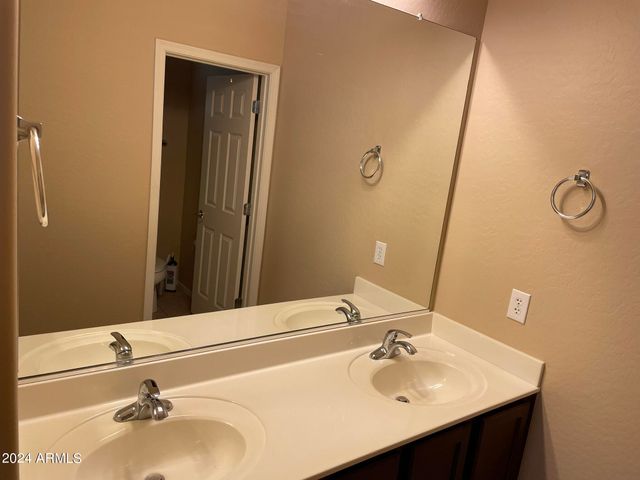 15240 N 142ND Avenue 2078, Surprise, AZ 85379