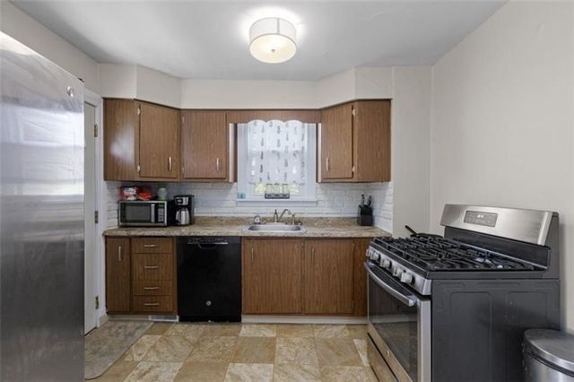 106 Jordan St, Bethel Park, PA 15102