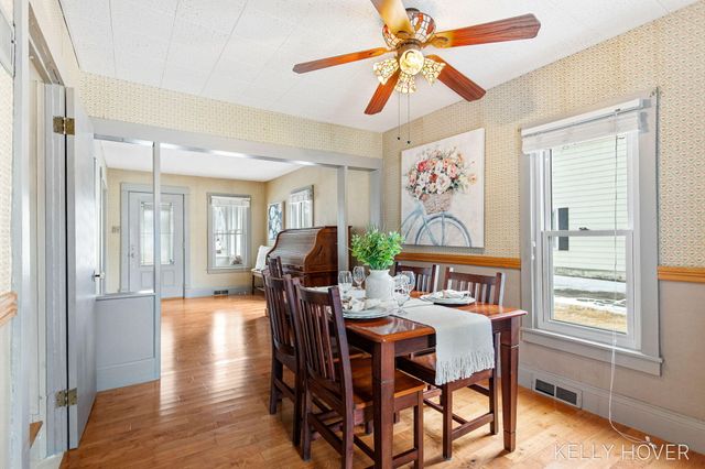 609 W Maple Street, Wayland City, MI 49348