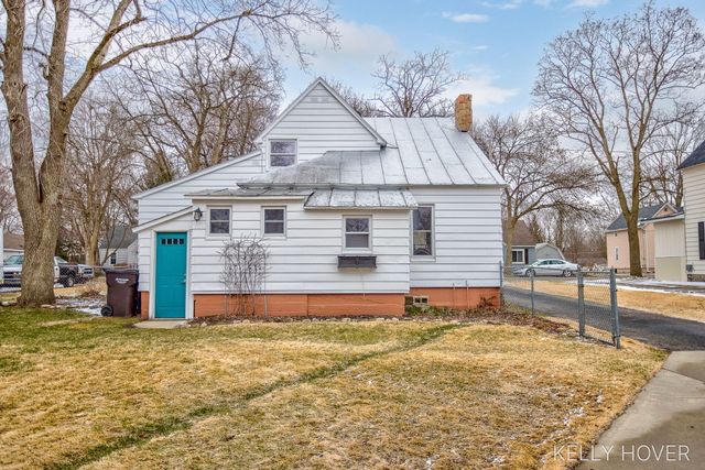 609 W Maple Street, Wayland City, MI 49348