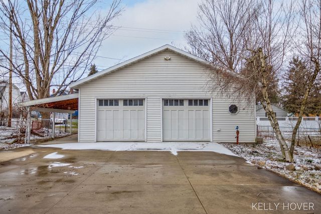 609 W Maple Street, Wayland City, MI 49348