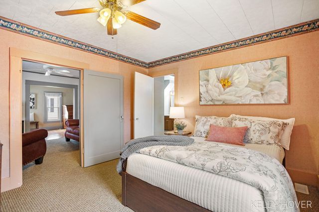 609 W Maple Street, Wayland City, MI 49348