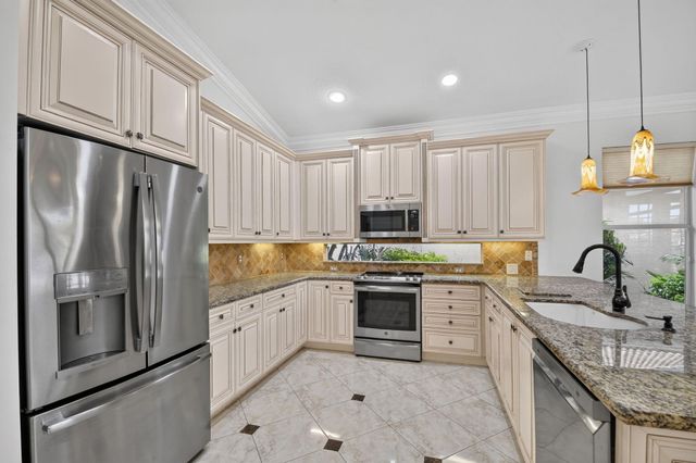 7485 Carmela Way, Delray Beach, FL 33446