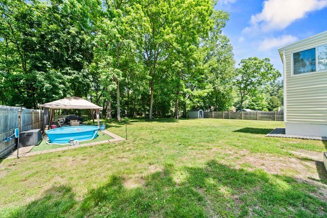 6 Cypress Street, Salem, NH 03079
