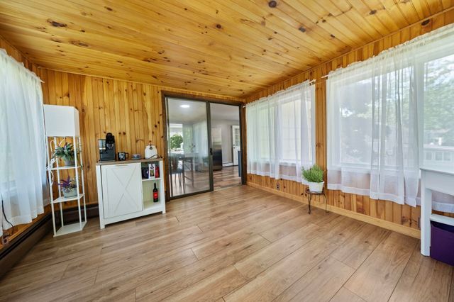 6 Cypress Street, Salem, NH 03079