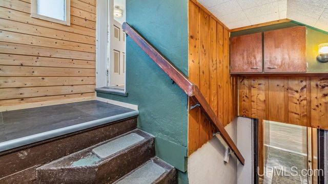 410 Section Street, Norway, MI 49870