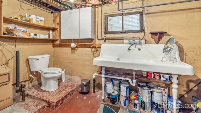 410 Section Street, Norway, MI 49870