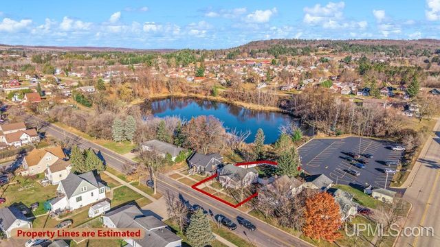 410 Section Street, Norway, MI 49870