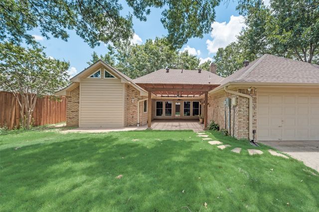212 Steamboat Drive, Coppell, TX 75019