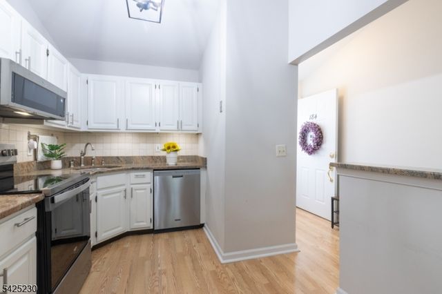 184 Alexandria Way, Bernards Twp., NJ 07920