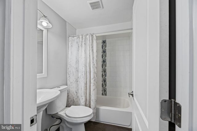 353 LEEANNE RD, Essex, MD 21221