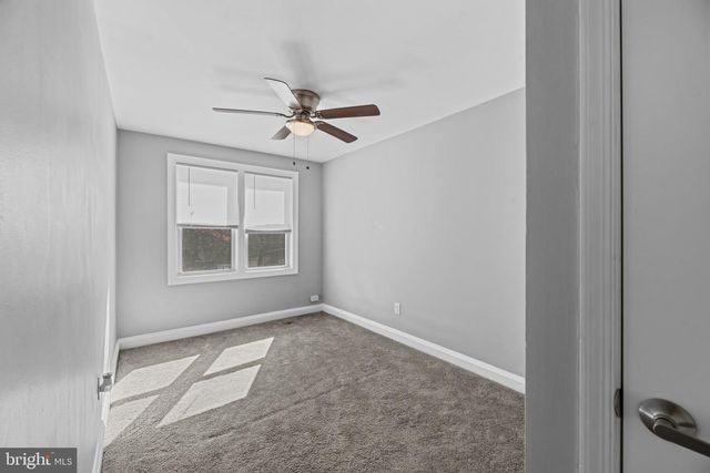 353 LEEANNE RD, Essex, MD 21221